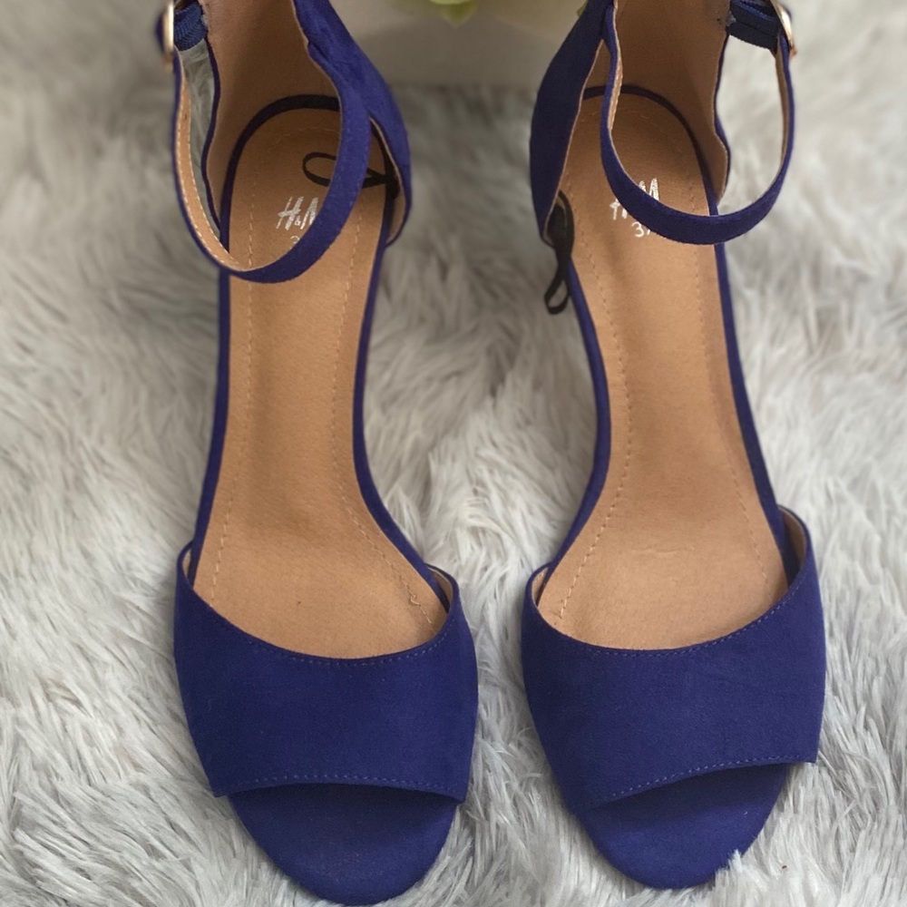 Royal blue 2.5” heels